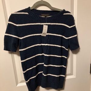 Banana Republic navy and white sweater -NWT